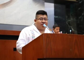 PROPONEN QUE NOTARIOS SEAN AMOVIBLES Y LAS PATENTES NO DEFINITIVAS