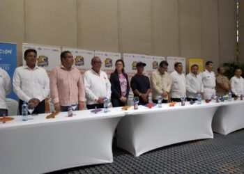 Inauguran Festival Internacional de Surf Ixtapa Zihuatanejo