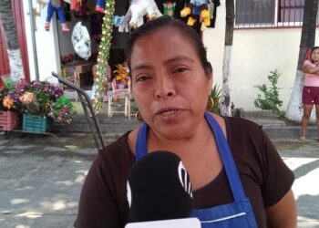 Regular la venta en Tianguis de las Flores; opinan panaderos