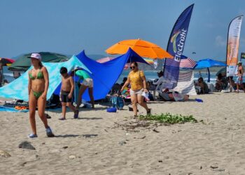 Saldo blanco hasta el momento, en eventos deportivos de surf en playa Linda, Ixtapa