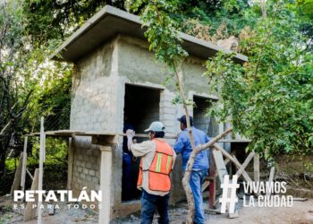 GOBIERNO MUNICIPAL DE PETATLAN, SUPERVISA CONSTRUCCIÓN DE LA SACRISTÍA DE LA COMUNIDAD DE MURGA