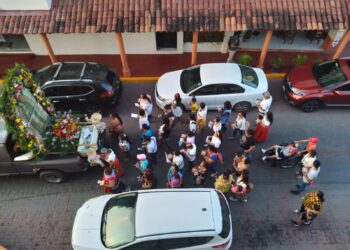 Hoy inician las peregrinaciones en Zihuatanejo