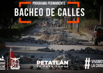 DIRECCIÓN DE OBRAS PÚBLICAS DE PETATLÁN SUPERVISA TRABAJOS DEL PROGRAMA “TAPANDO EL BACHE”
