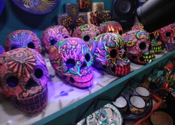 Artesanías son compradas por turismo de alto poder adquisitivo