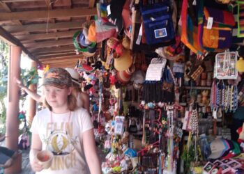 Buenas ventas, reportan en mercados de artesanías