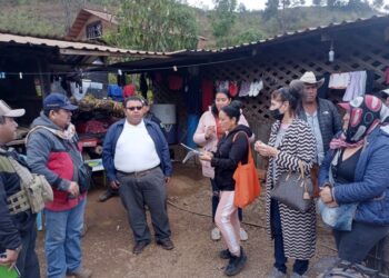 Atiende gobierno de Guerrero a familias de deudos de la comunidad de El Durazno