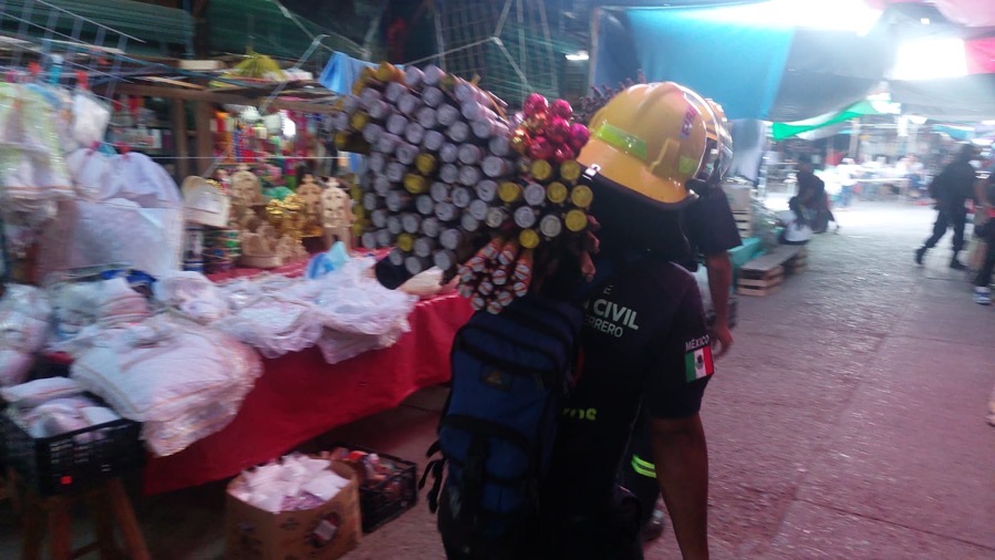 fuegos-pirotecnicos-decomisados-chilapa.jpg fuegos-pirotecnicos-decomisados-chilapa.jpg