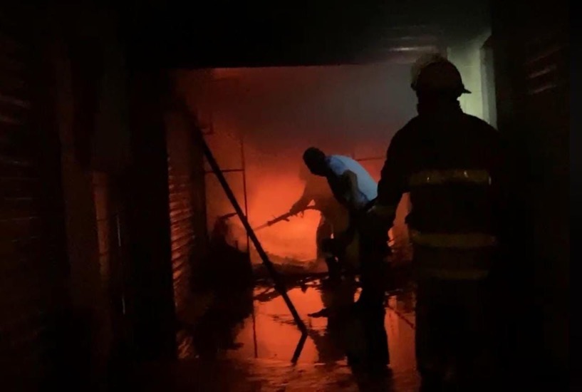 incendio-mercado-altamirano-bomberos.jpg incendio-mercado-altamirano-bomberos