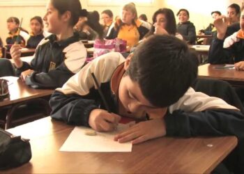 Regresan calificaciones reprobatorias en nivel primaria y secundaria