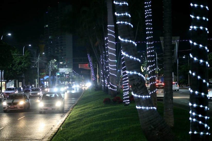 navidad-acapulco-2022-calles.jpg navidad-acapulco-2022-calles
