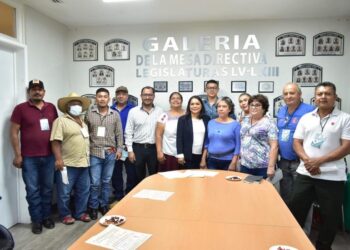 PIDEN MEZCALEROS AL CONGRESO MAYORES RECURSOS PARA POTENCIAR LA CADENA PRODUCTIVA DEL MAGUEY Y EL MEZCAL