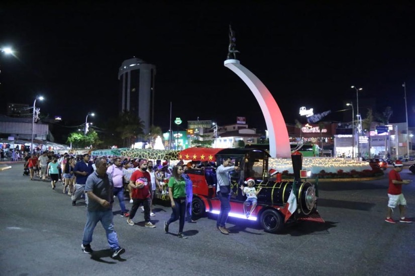 trenecito-parque-papagayo-acapulco-navidad_.jpg trenecito-parque-papagayo-acapulco-navidad_.jpg