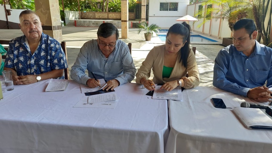 Juan-R-Escudero-semaren-gob-estatal-guerrero.jpg