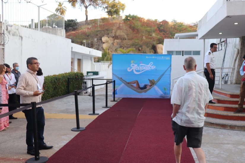 Norwegian-Joy-segundo-acapulco-crucero.jpg Norwegian-Joy-segundo-acapulco-crucero.jpg