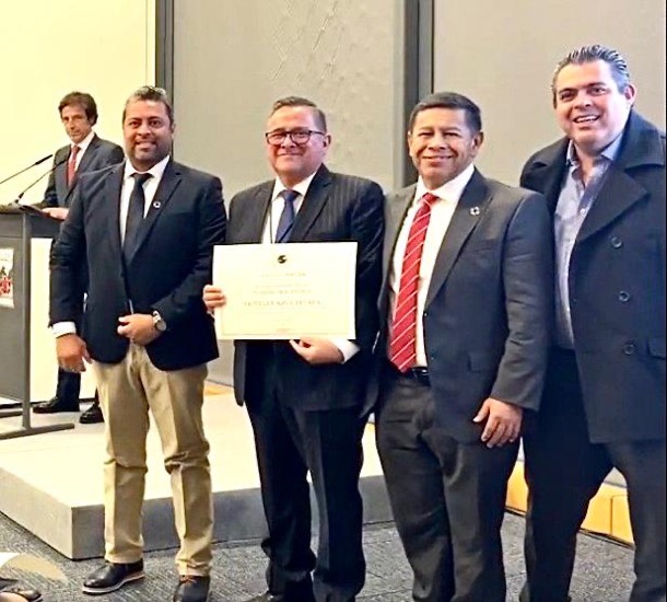 azul-ixtapa-reconocimiento-gob-guerrero.jpg