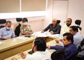Atiende titular de Sagadegro a productores de tilapia de la presa Hermenegildo Galeana
