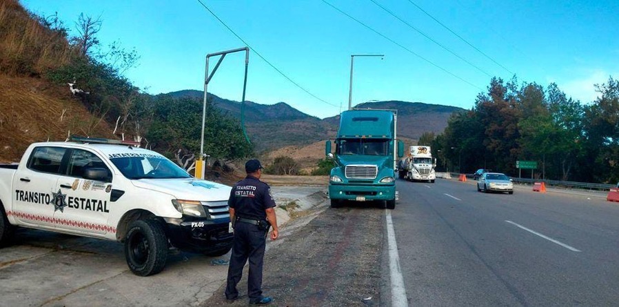 seguridad-autopista-del-sol-gro.jpg seguridad-autopista-del-sol-gro.jpg