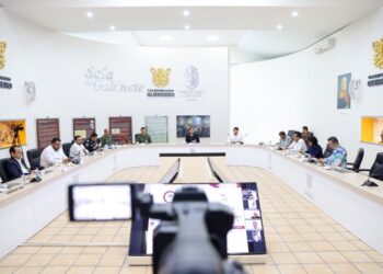 Personas detenidas, vehículos recuperados y armas decomisadas, resultado de operativos