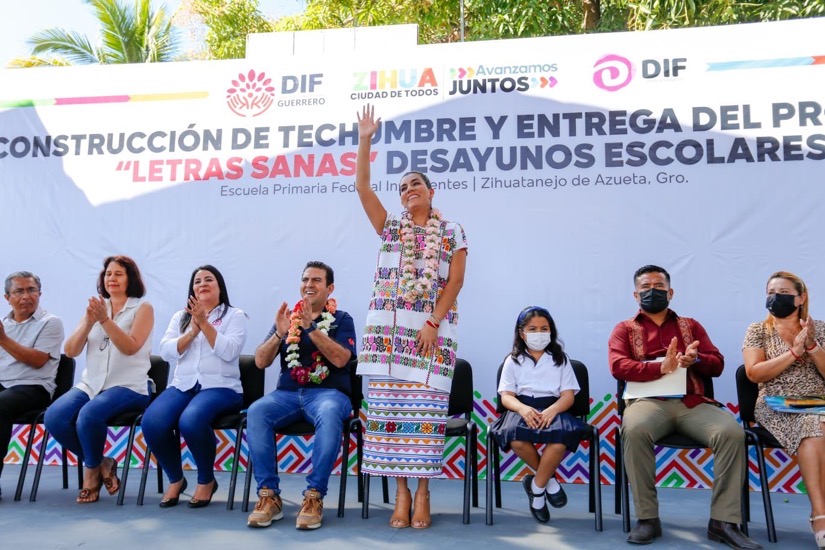 techumbre-desayunos-zihuatanejo-liz-salgado-.jpg