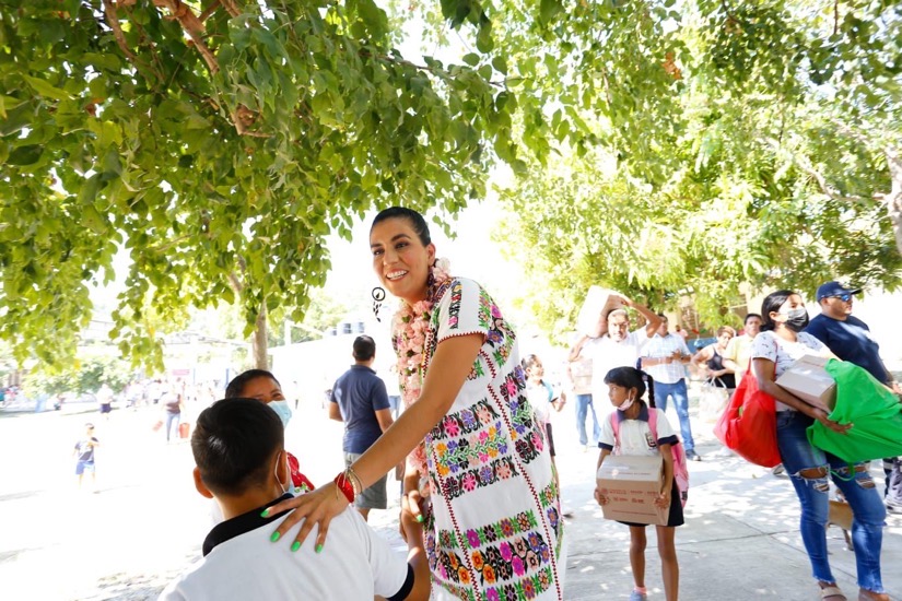 techumbre-desayunos-zihuatanejo-liz-salgado-.jpg
