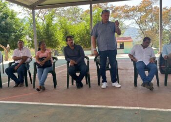 Llegan brigadas médicas a la sierra de Petatlán, celebraron habitantes