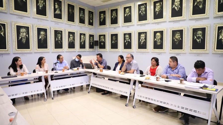 SPOTLIGHT-iniciativa-gro-congreso.jpg