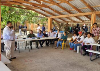 Pactan regreso a clases en municipios de la sierra