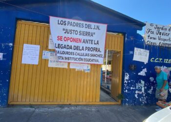 Bajo protesta, retoman clases en jardín de niños Justo Sierra