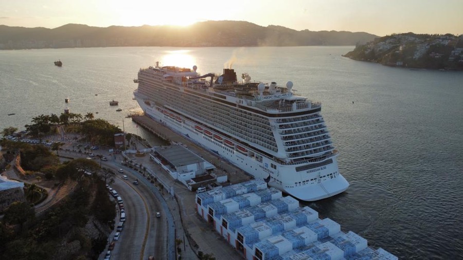 crucero-Norwegian-Bliss-acapulco.jpg