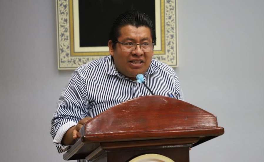 diputado-basurto-apicultores-medio-ambiente_.jpg