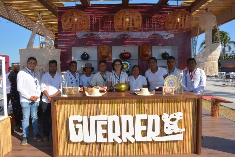 venta-arte-comercio-abierto-tenis-acapulco-guerrero.jpg