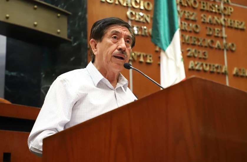 Antonio-Helguera-sistema-estatal-educativo-congreso-dip.jpg