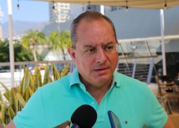 La gobernadora Evelyn Salgado ha reactivado el turismo, señaló Domínguez Aveleyra