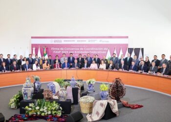Firma Evelyn Salgado convenios de seguridad con estados limítrofes y de colaboración del FASP 2023