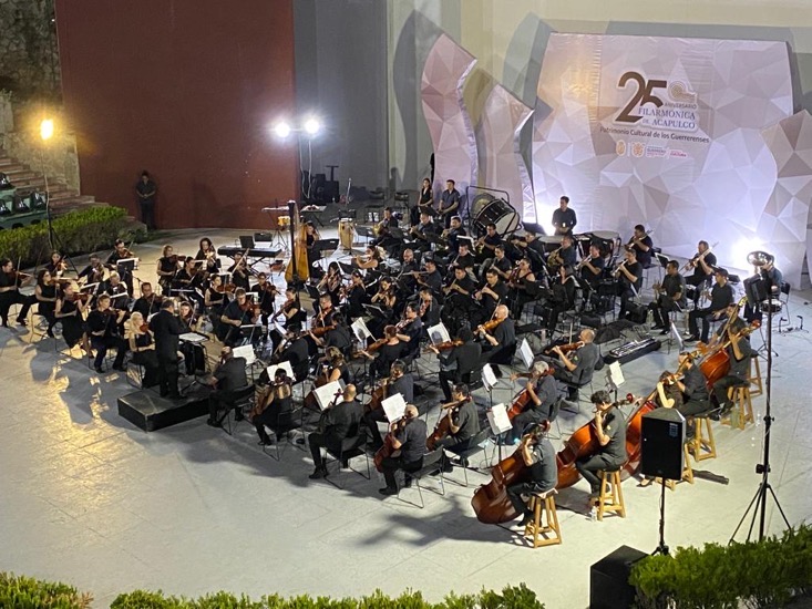 OFA-noche-bolero_acapulco.jpg