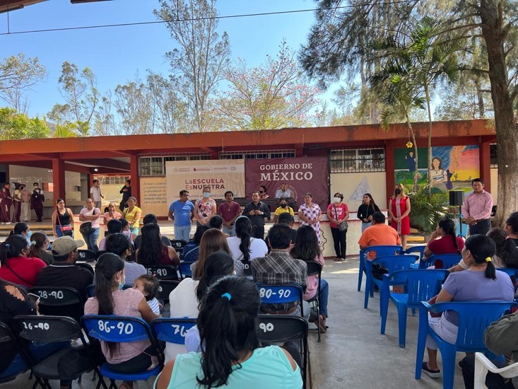 convoca-ivan-hernandez-recursos-mejoramientos-escuelas_guerrero.jpg