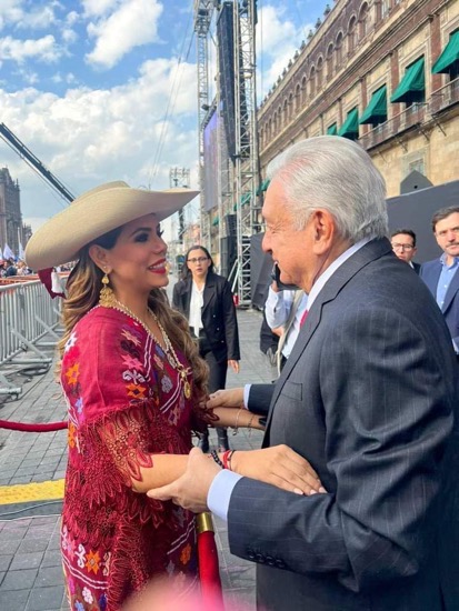 evelyn-amlo-marcha-cdmx.jpg
