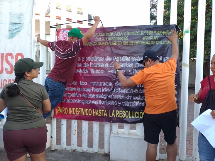 manifestacion-secundaria-espania-zihuatanejo-finanzas_.jpg