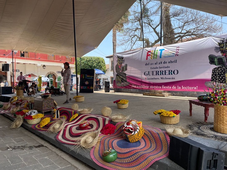 Tacambaro-gob-guerrero_feria.jpg