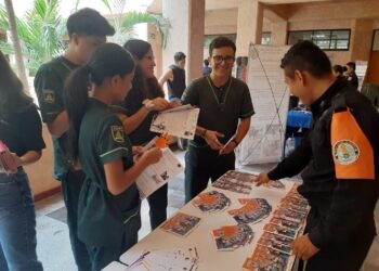Fortalece la SSP Guerrero sus acciones de prevención de delitos cibernéticos con estudiantes de Acapulco