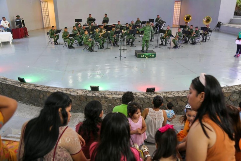 festejos-ninez-acapulco-parquepapagayo-.jpg