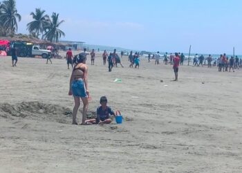 Cierra Semana Santa con ocupación del 90% en playas de La Unión