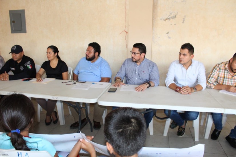 retorno-familias-desplzadas-tecpan-gro_gob.jpg retorno-familias-desplzadas-tecpan-gro_gob.jpg