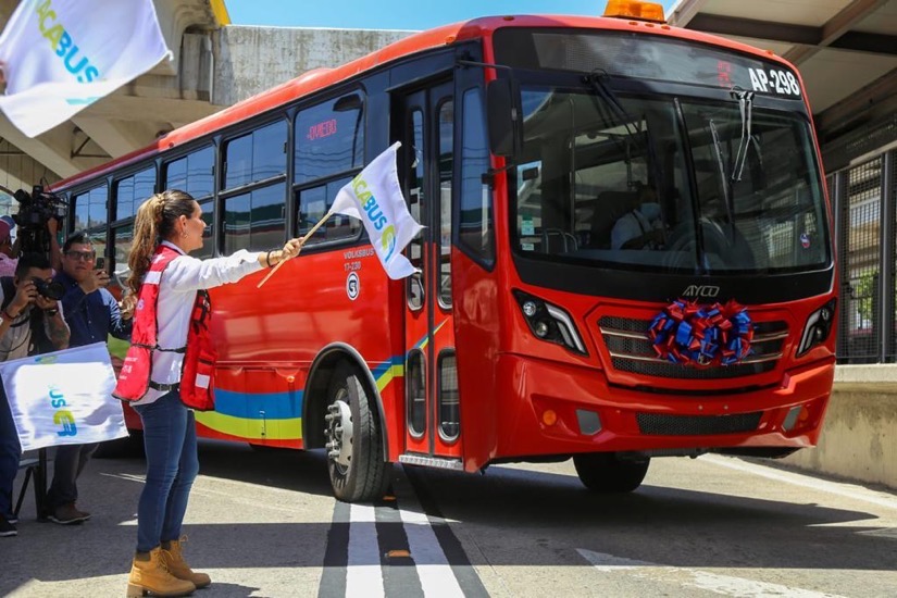 unidades-acabus-nuevas-evelyn-salgado_gro_.jpg