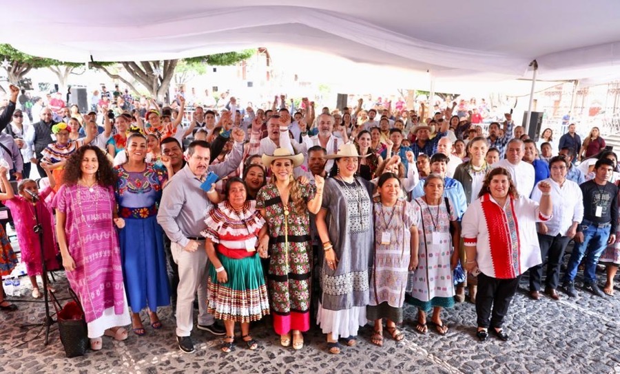 capacitacion-taxco_artesanos-guerrero_gob.jpg capacitacion-taxco_artesanos-guerrero_gob.jpg