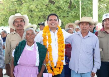 Para prevenir la corrupción, pide Iván Hernández Díaz a adultos mayores “no dar propinas” a quienes les apoyen en cajero
