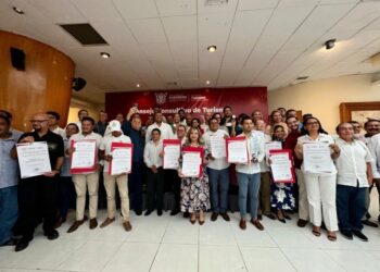El Gobierno de Guerrero entrega por primera vez los premios “Transformando el Turismo”