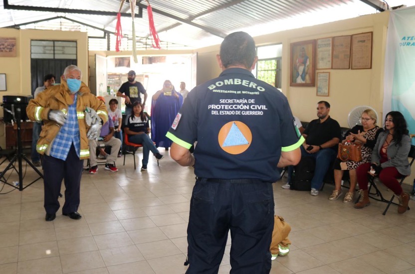 capacitacion-Chilpancingo-comunicadores-emergencias.jpg capacitacion-Chilpancingo-comunicadores-emergencias.jpg