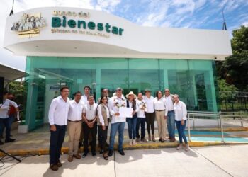 En Guerrero, hoy los recursos regresan al pueblo, a través de becas, pensiones y programas sociales que transforman la vida de la gente: Evelyn Salgado