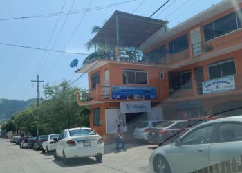 Reportan constantes asaltos en negocios en Infonavit El Hujal